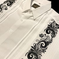 【受注生産】【2026年10月〜12月お届け】【半袖】【袖刺繍】【ESG-30S-WB】【 S/S GUAYAMISA 】【 WHITExBLACK 】【 白x黒 】