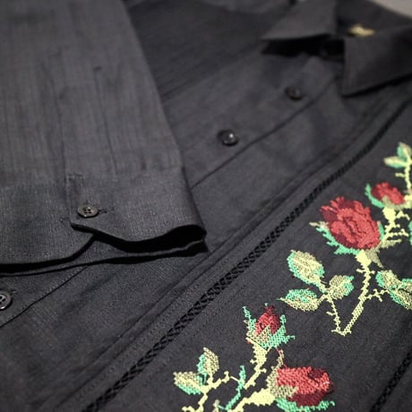 【2027年7月31日までにお届け】【受注生産】【長袖】【 ESG-10L-BR 】【 L/S GUAYAMISA 】【 FLORES 】【 BLACK x RED 】【 黒 x 赤 】
