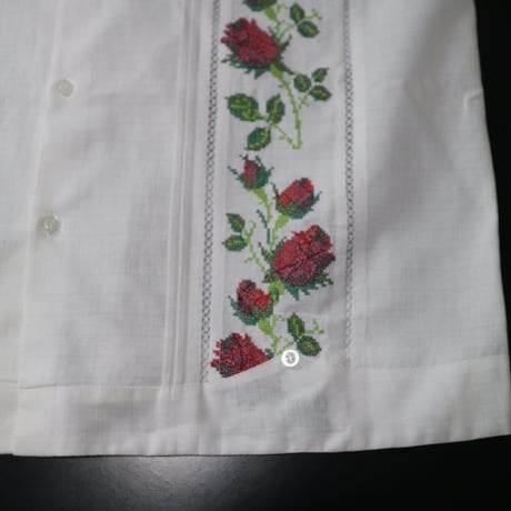 【2027年7月31日までにお届け】【受注生産】【長袖】【 ESG-10L-WR 】【 L/S GUAYAMISA 】【 FLORES 】【 WHITE x RED 】【 白 x 赤 】