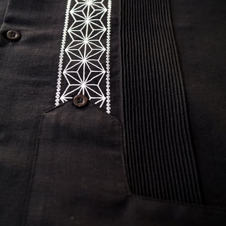 【2027年7月31日までにお届け】【受注生産】【長袖】【 ESGS-04L-BS 】【 L/S GUAYABERA 】【 REJILLADA ASA 】【 麻の葉柄 】【BLACKxSILVER】