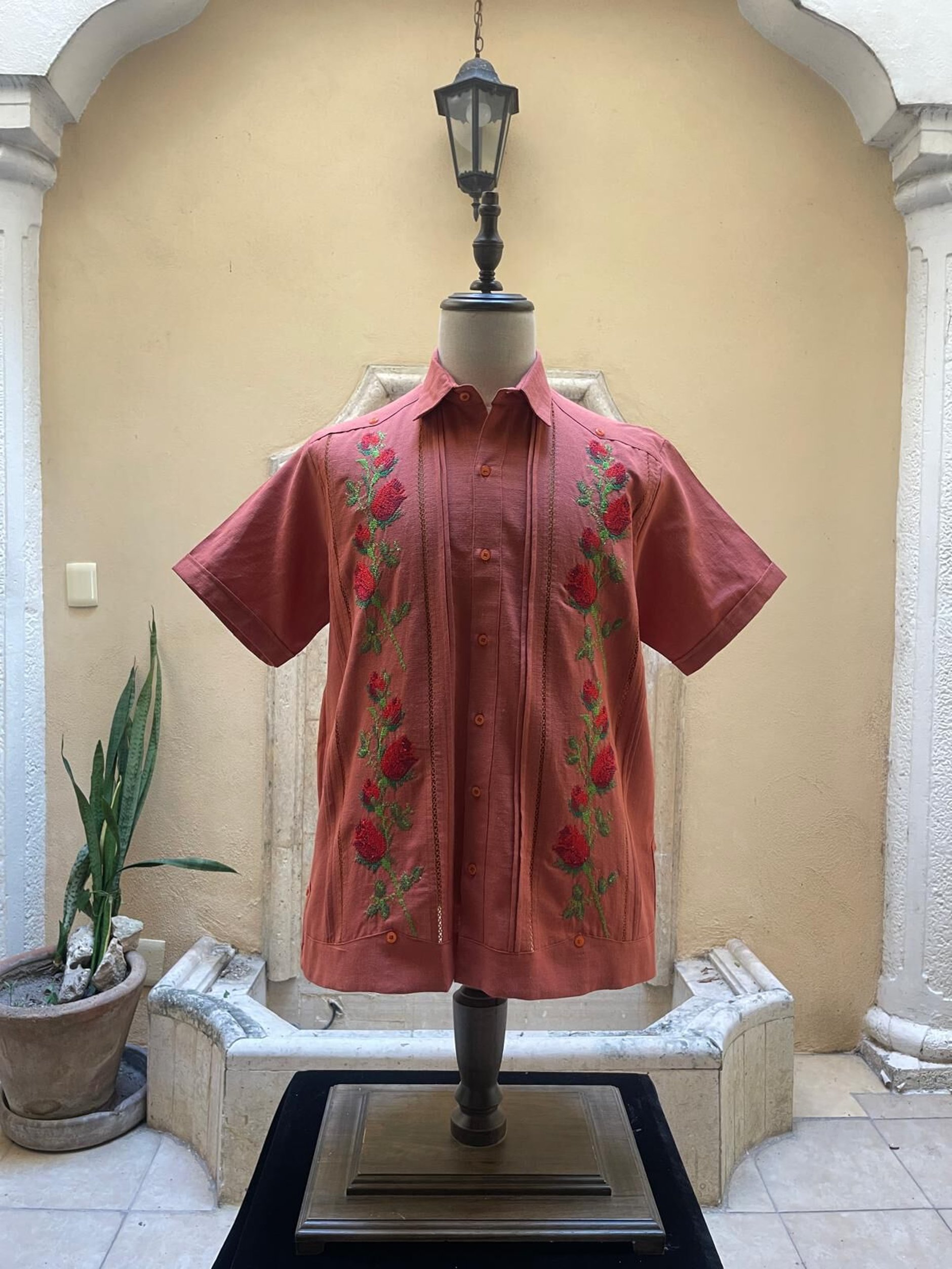 Estrella Standard Guayabera