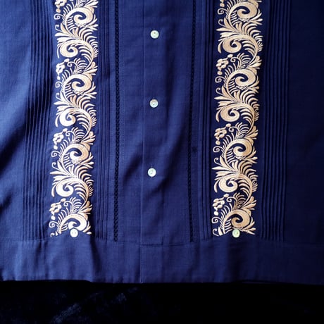 【お取り寄せ商品】【長袖】【袖刺繍】【IMP-101L-NG】【 L/S GUAYABERA 】【 NAVY x GOLD 】【 紺 x 金 】