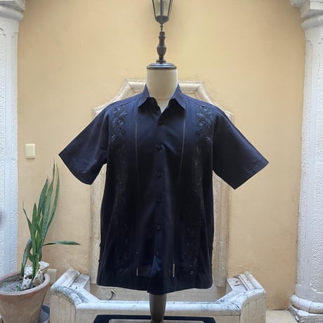 全商品 | Estrella Standard Guayabera