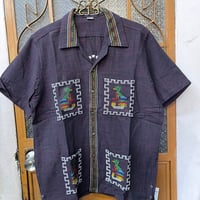 【半袖】【Lサイズ】【IMP-QTZ-SS08-BUM】【GUATEMALA】【 S/S QUETZAL SHIRTS】【 BURGUNDYxMULTI COLOR 】【臙脂色xマルチカラー】