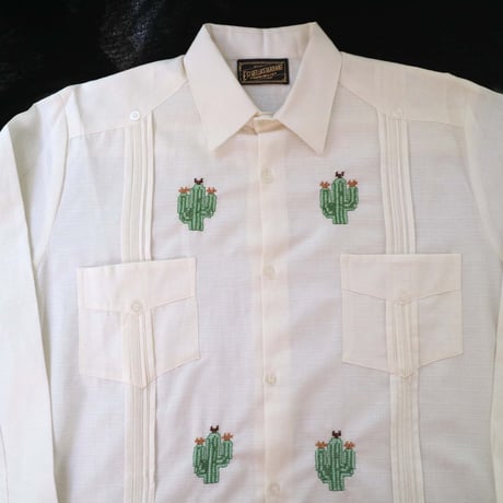 【2027年7月31日までにお届け】【受注生産】【長袖】【CACTUS 手刺繍】【HANDMADE】【CUBANA】】【 ESGP-106L-IV】【 L/S GUAYABERA】【IVORY】