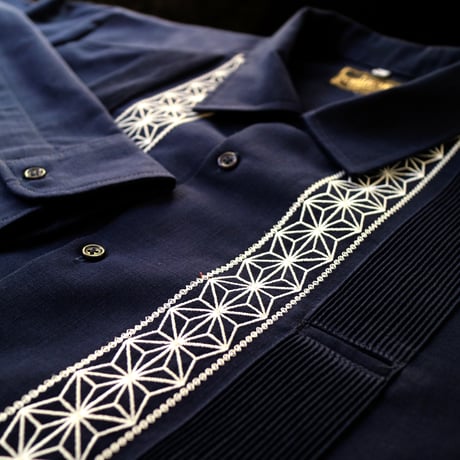 【2027年7月31日までにお届け】【受注生産】【長袖】【 ESGS-04L-NS 】【 L/S GUAYABERA 】【 REJILLADA ASA 】【 麻の葉柄 】【 NAVYxSILVER 】