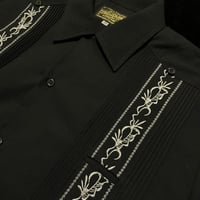【1月〜2月】【予約商品】【半袖】【 ESG-38S-BS 】【 S/S GUAYAMISA 】【BLACK x SILVER】 【黒 x 銀】