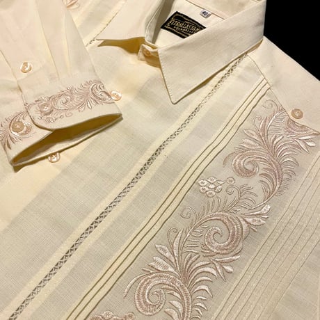 【ご注文日より１年以内にお届け】【受注生産】【長袖】【袖刺繍】【ESG-T30L-OF】【 L/S GUAYAMISA 】【 OFF WHITE】【 オフホワイト】