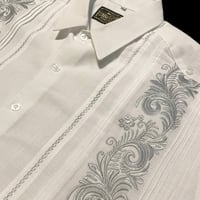 【受注生産】【2026年10月〜12月お届け】【半袖】【袖刺繍】【ESG-30S-WS】【 S/S GUAYAMISA 】【 WHITExSILVER 】【 白x銀 】