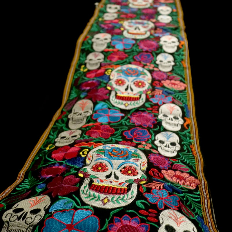 カラベラ刺繍布 】【 CALAVERA 】【 死者の日 】【 El Día de Muer