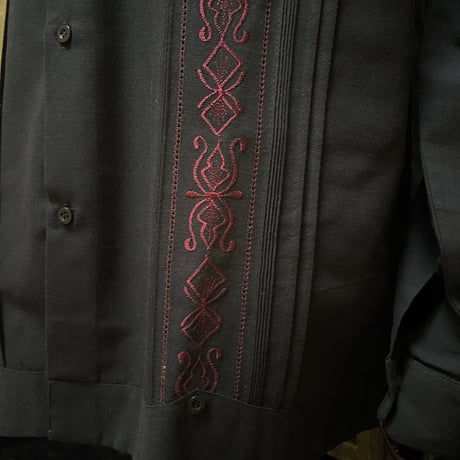 【2027年7月31日までにお届け】【受注生産】【長袖】【 ESG-32L-BBU 】【 L/S GUAYAMISA 】【BLACK x BURGUNDY】 【黒 x 臙脂色】