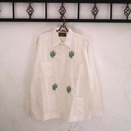 【2027年7月31日までにお届け】【受注生産】【長袖】【CACTUS 手刺繍】【HANDMADE】【CUBANA】】【 ESGP-106L-IV】【 L/S GUAYABERA】【IVORY】