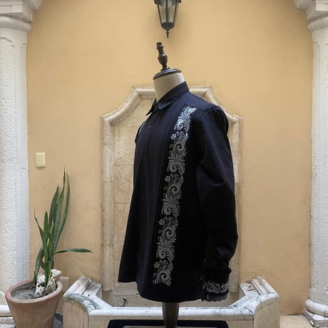 【9月】【予約商品】【長袖】【袖刺繍】【ESG-T30L-BS】【 L/S GUAYAMISA 】【 BLACK x SILVER 】【 黒 x 銀 】