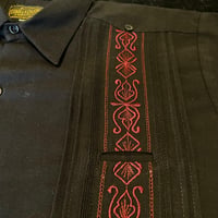 【半袖】【 ESG-32S-BBU 】【 S/S GUAYABERA】【BLACK x BURGUNDY】 【黒 x 臙脂色】