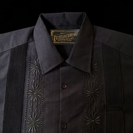 【2027年7月31日までにお届け】【受注生産】【 半袖 】【 ESG-01S-B 】【 S/S GUAYABERA 】【 REJILLADA 】【 BLACK 】【 黒 】
