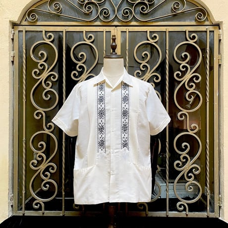 【2027年7月31日までにお届け】【受注生産】【半袖】【 ESG-01S-WB 】【 S/S GUAYABERA 】【 REJILLADA 】【 WHITE x BLACK 】【 白 x 黒 】