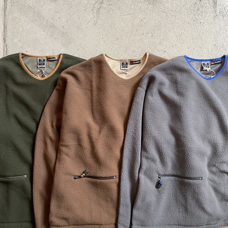 NOROLL FLEECE V NECK SWEATER | LOOP