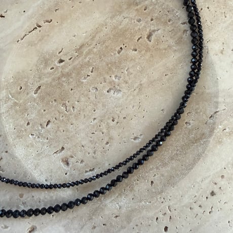 ブラックスピネル 2mm ショートネックレス