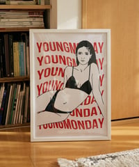 SILK SCREEN POSTER "WAVY GAL"