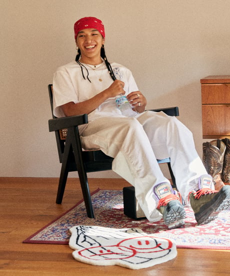 “Hope happiness” Rug