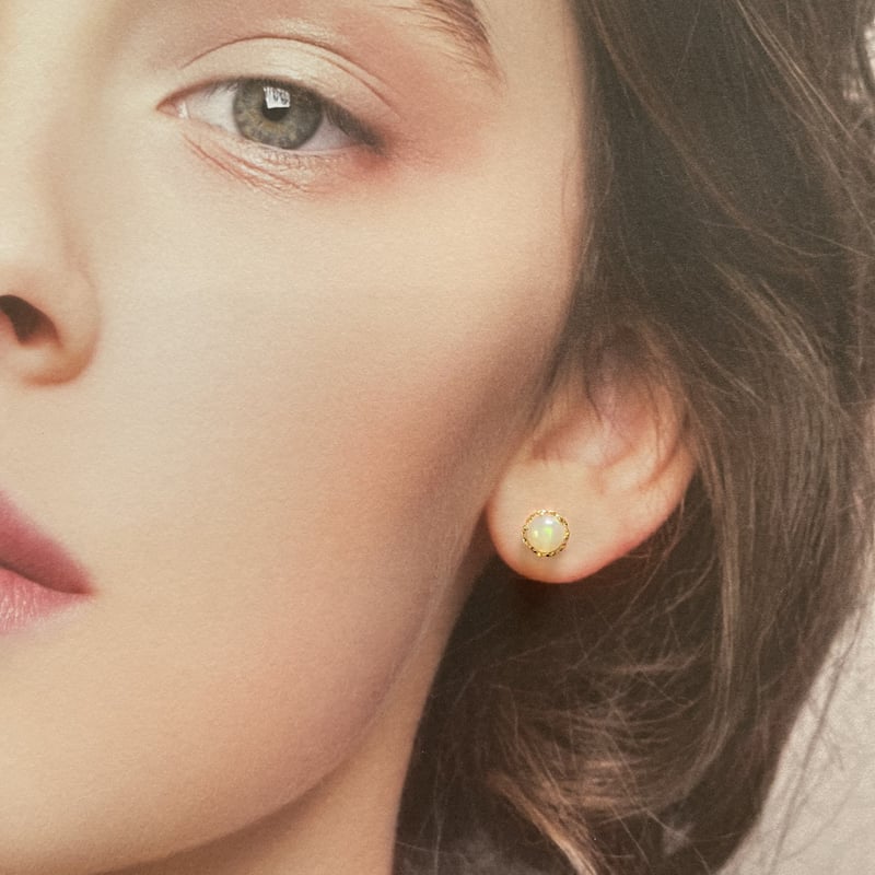K18YG天然オパールピアス | Flora Kimiko Jewelry & Stone K18YG天然オパールピアス | Flora Kimiko Jewelry & Stone