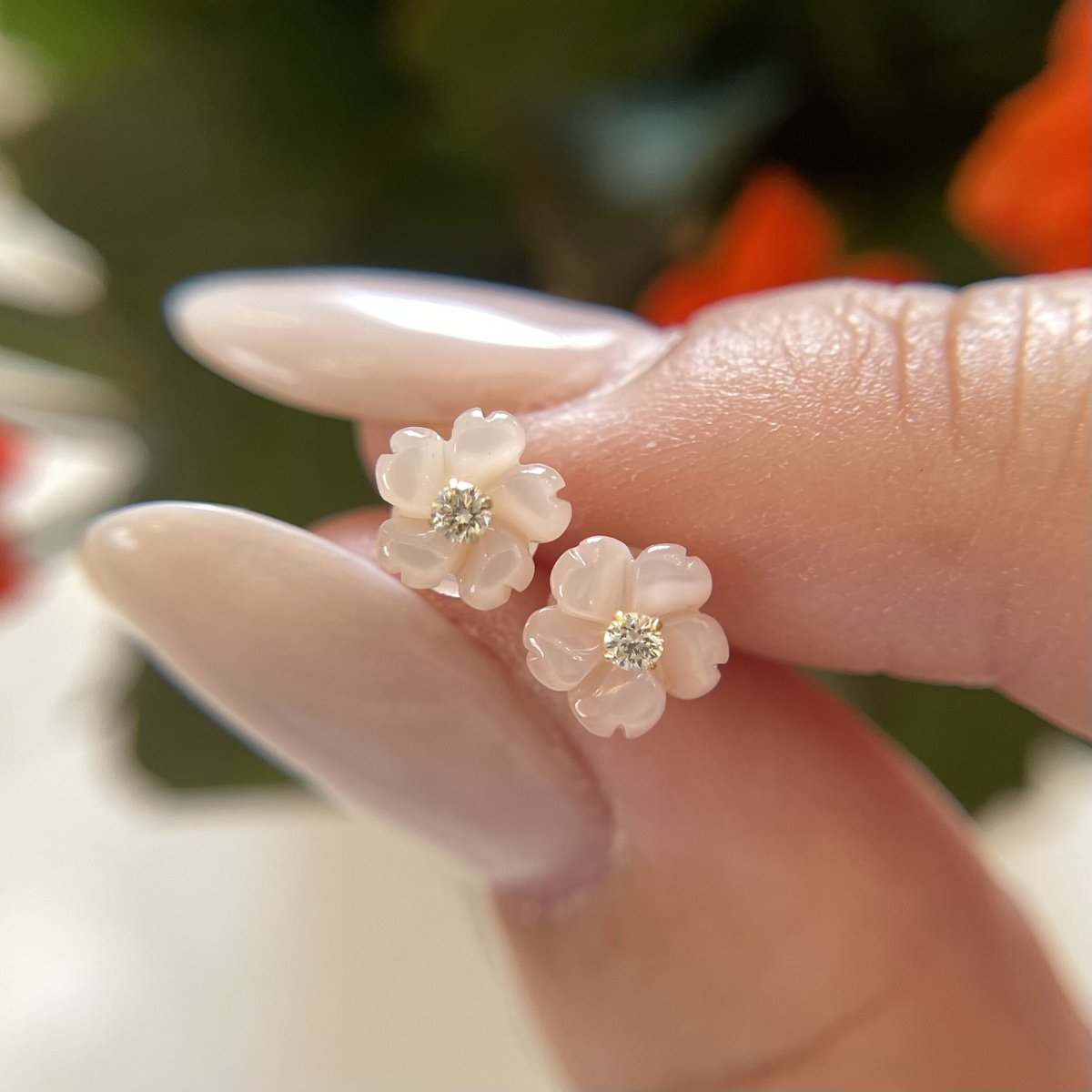 天然ダイヤ/ピンク蝶貝ピアス | Flora Kimiko Jewelry & Stone