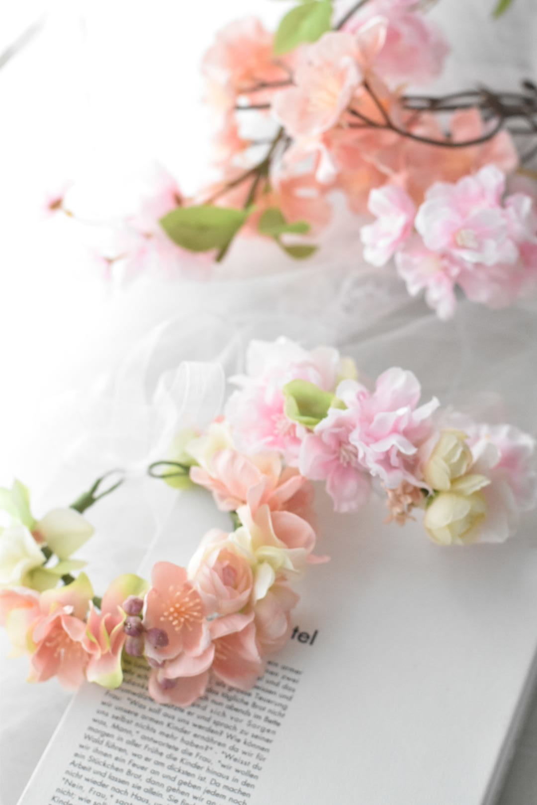 ご確認用 ♡ ピンク サーモンピンク 白の 花かんむり 