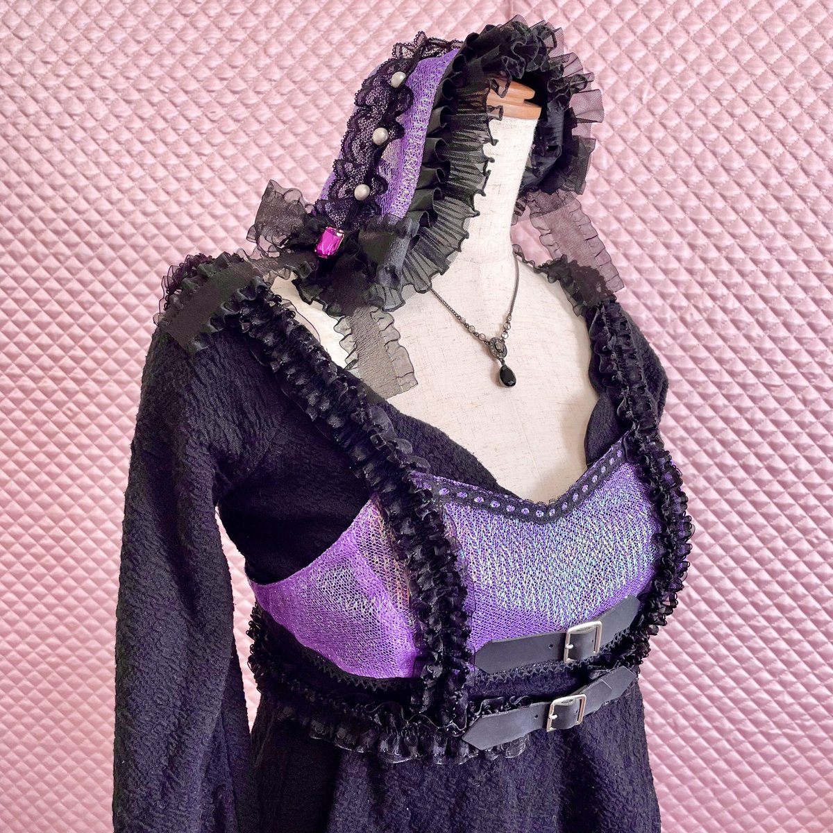 devilfishヘッドドレス | Bed Room