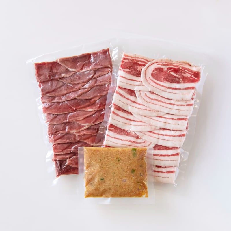 夏・冬イノシシ食べ比べ 味噌すき鍋セット（3~4人前） | 【公式