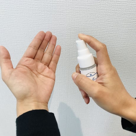 持ち運びやすい‼スカロープレミアム　スプレー30㎖