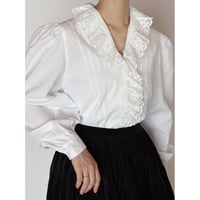 90's Euro Vintage Cutwork Lace Frill Design Volume Sleeve Blouse