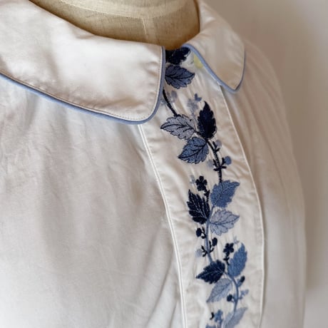 80's French Vintage Cotton Leaf Embroidery Blouse