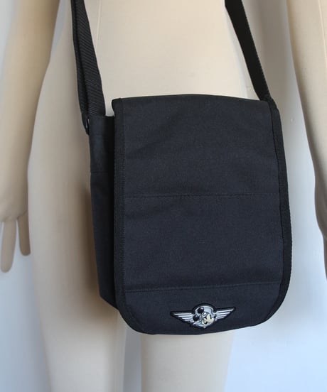 00s Mickey 🐭🪽 mini shoulder bag made in unknown