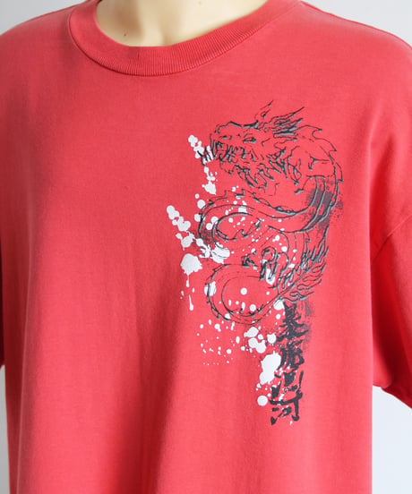 00s 暴虎漁河 🐉🌺 tee made in china