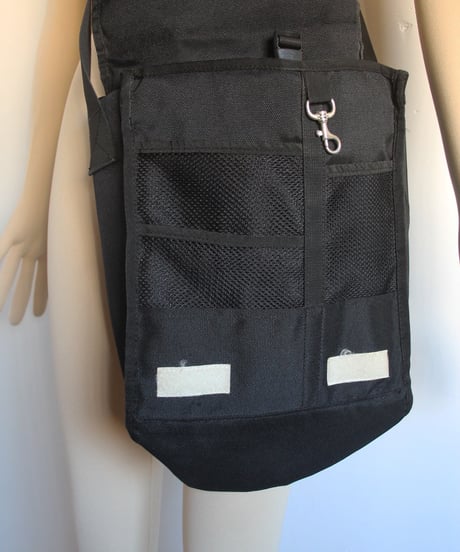 around00s simple “Y2K” shoulder bag made in china