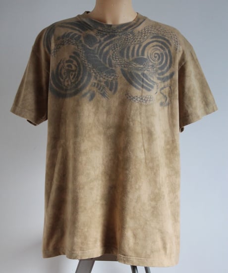 00s 🐉🌀🌫️ tee made in unknown