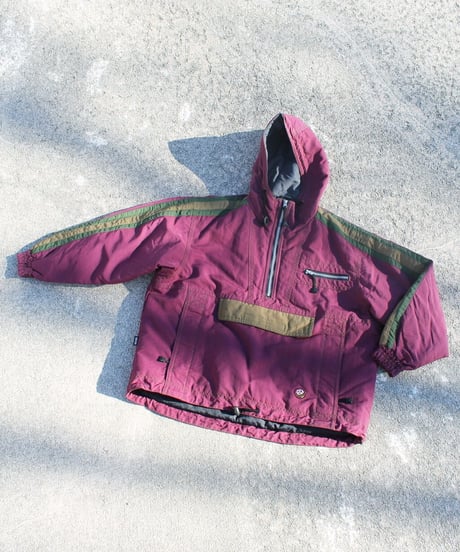 late90s-early00s snowboarding jacket made in china