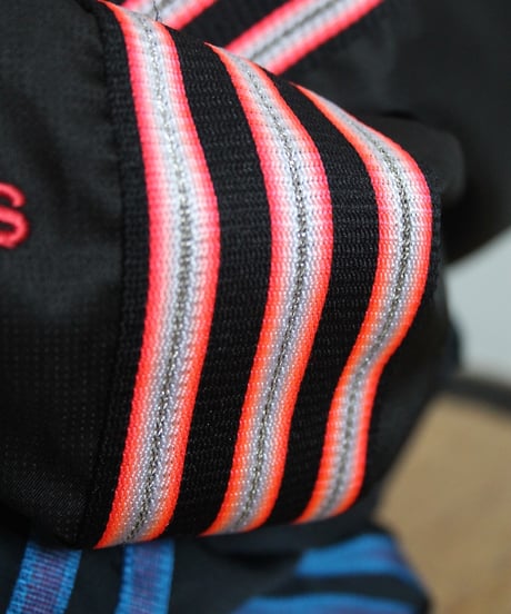 mid00s adidas 🪭shaka pants made in china