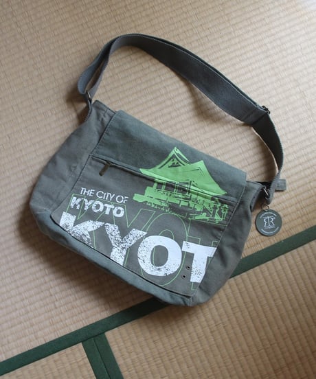 mid00s-late00s 🤮⛩️ “KYOTO” shoulder bag made in china