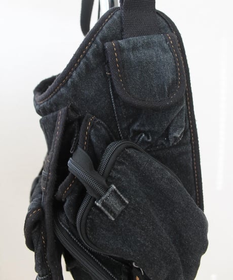 mid00s 多重 pockets 🪨👖 body bag made in china