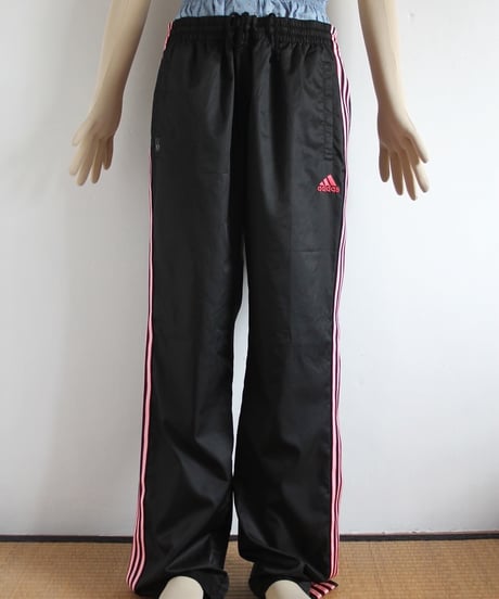 mid00s adidas 🪭shaka pants made in china