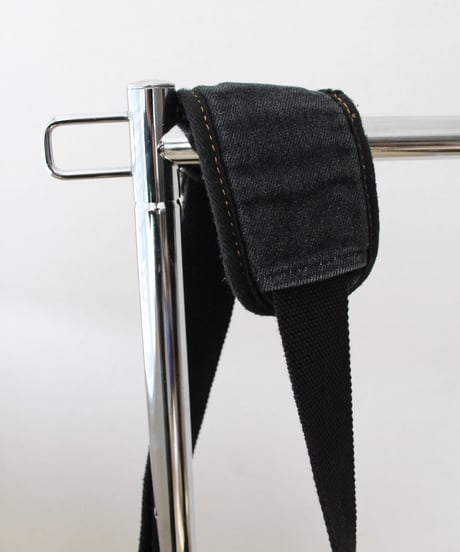 mid00s 多重 pockets 🪨👖 body bag made in china