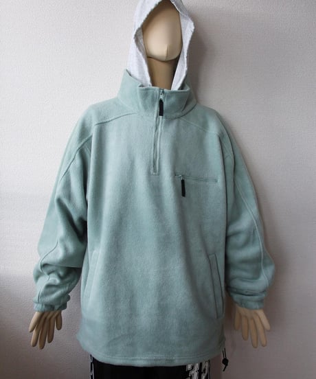 00s 👻 half-zip fleece made in china
