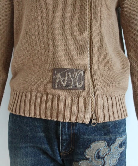 around10s DKNY JEANS 🥠 cotton knit top made in china
