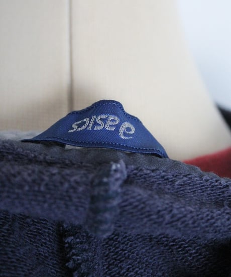 late00s-early10s ASICS 🦾 faded technical zip-up hoodie made in china
