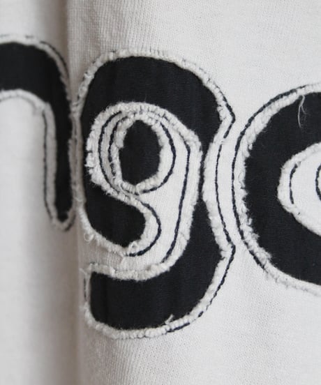 late00s A/X 🪡👤🥛 l/s tee made in macau