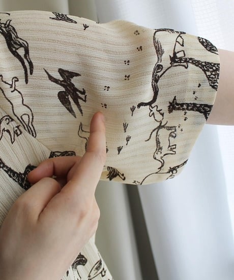 animal’s heaven blouse made in unknown