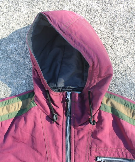 late90s-early00s snowboarding jacket made in china