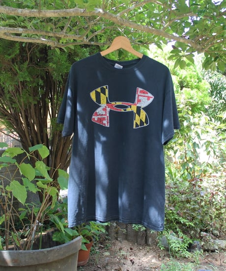 around10s UNDER ARMOUR faded logo tee made in haiti