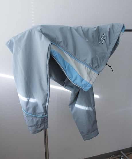 around00s 👽🧊🔊 light jacket made in china
